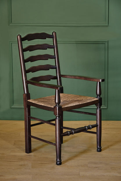 Silla Laddingback con estoquillo