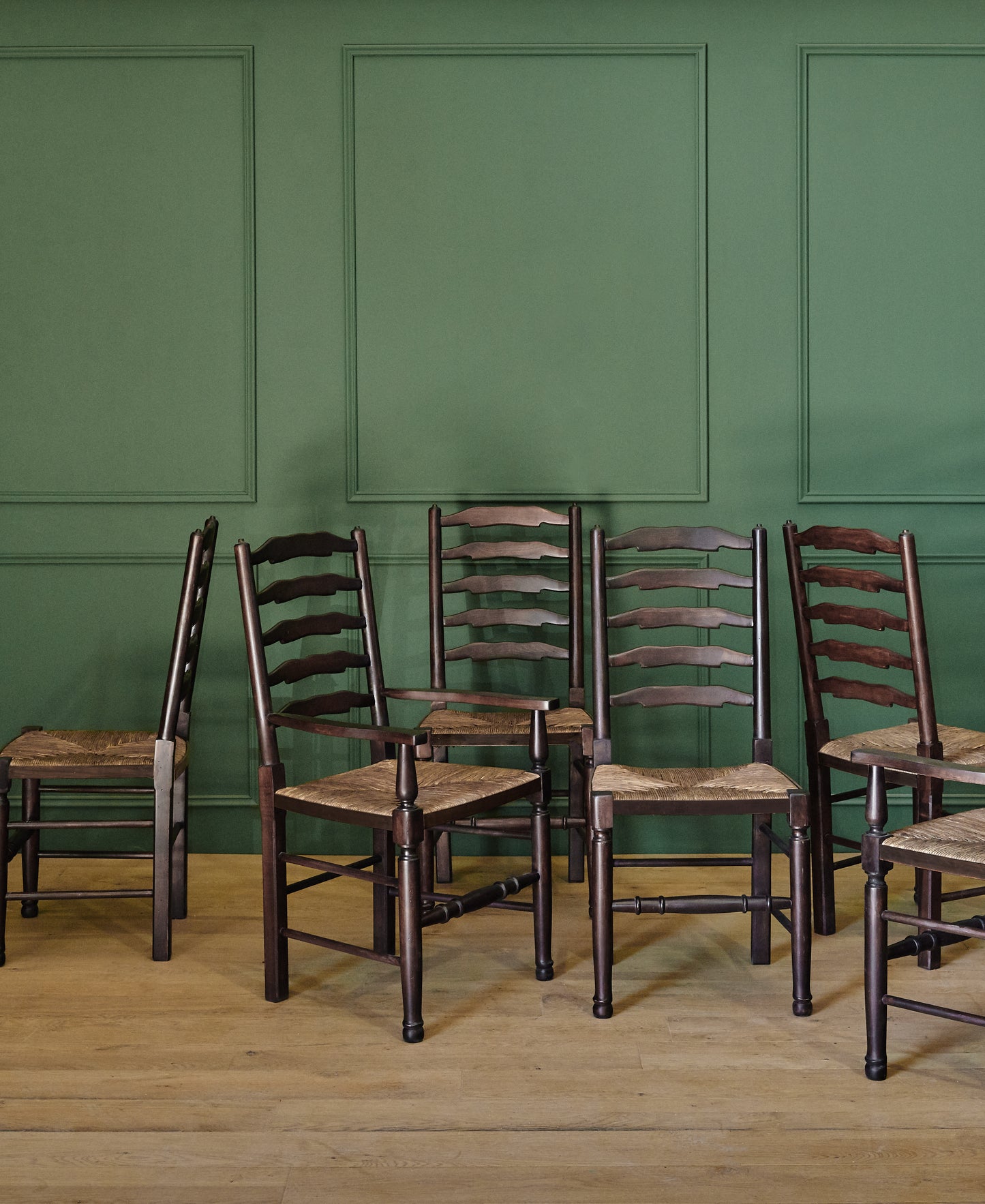 Silla Laddingback con estoquillo