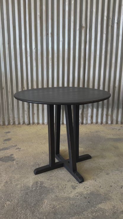 Mesa lateral Georgian